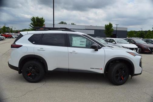 2025 Nissan Rogue Rock Creek