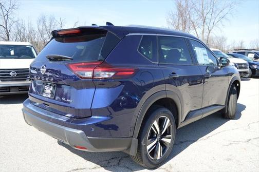 2025 Nissan Rogue SL
