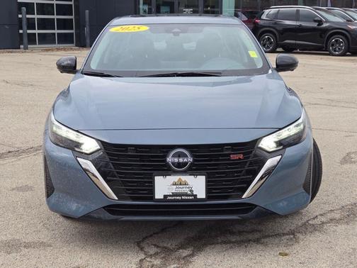 2025 Nissan Sentra SR