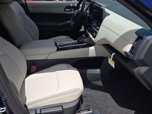 Deep Ocean Blue Pearl 2026 Nissan Pathfinder SL