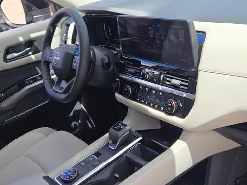 Deep Ocean Blue Pearl 2026 Nissan Pathfinder SL