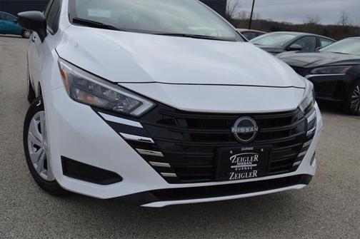 2025 Nissan Versa 1.6 S