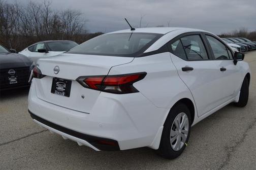 2025 Nissan Versa 1.6 S