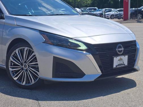 2023 Nissan Altima 2.5 SL