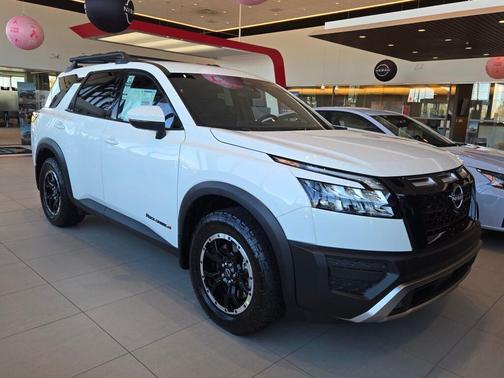 2025 Nissan Pathfinder Rock Creek 4WD