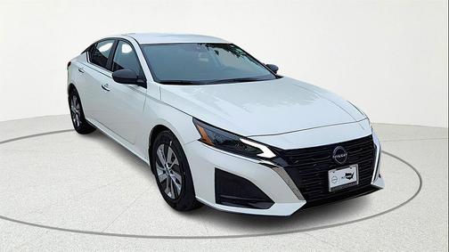 2025 Nissan Altima S FWD