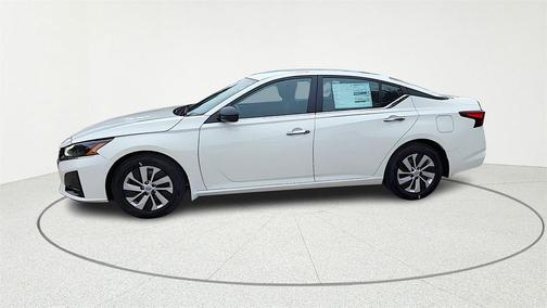 2025 Nissan Altima S FWD