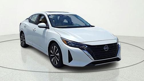 Aspen White Tricoat 2025 Nissan Sentra SV