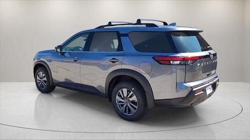 2025 Nissan Pathfinder SV FWD