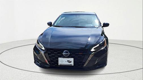 2025 Nissan Altima SR FWD