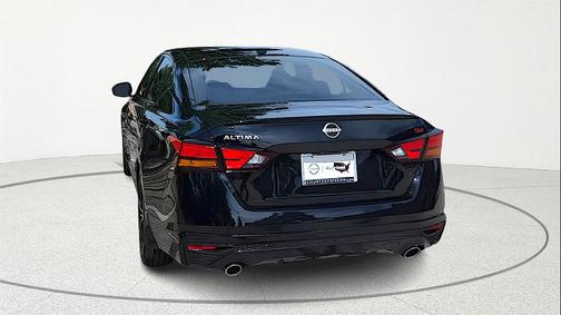 2025 Nissan Altima SR FWD