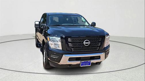 2024 Nissan Titan XD SV