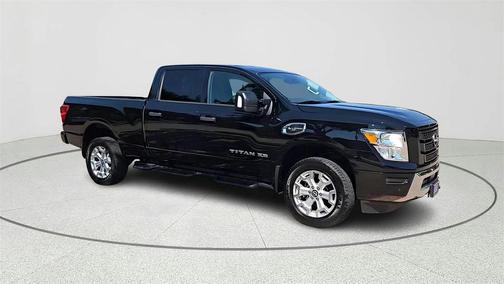 2024 Nissan Titan XD SV