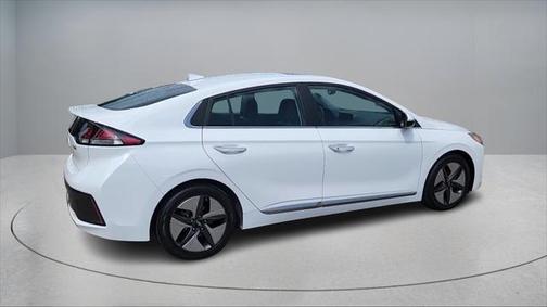 2022 Hyundai IONIQ Hybrid Limited
