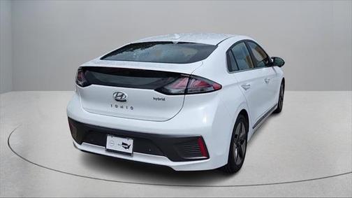 2022 Hyundai IONIQ Hybrid Limited