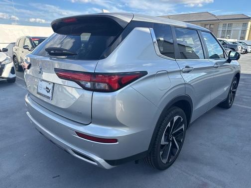 2024 Mitsubishi Outlander
