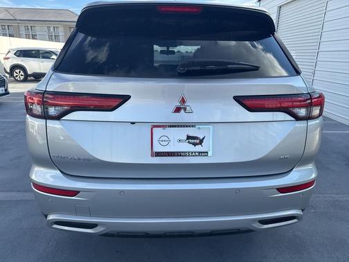 2024 Mitsubishi Outlander