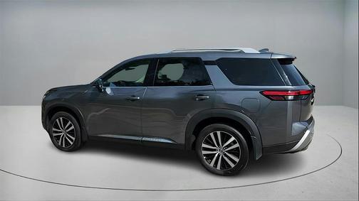 2024 Nissan Pathfinder Platinum 4WD
