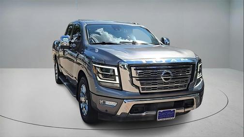 2021 Nissan Titan SL