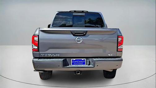 2021 Nissan Titan SL