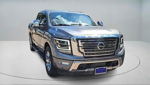 2021 Nissan Titan SL