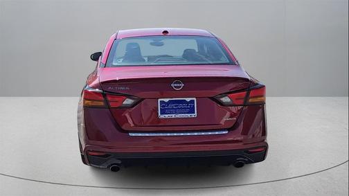 2023 Nissan Altima SR VC-Turbo FWD