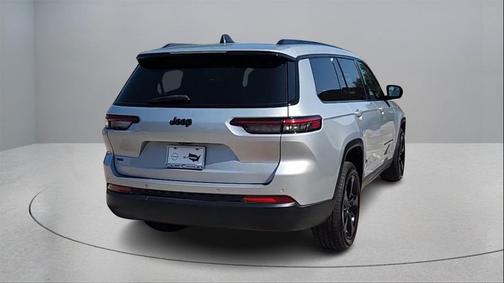 2022 Jeep Grand Cherokee L Altitude