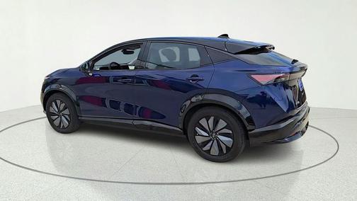 Deep Ocean Blue Pearl/Black Diamond Pearl 2023 Nissan ARIYA ENGAGE+