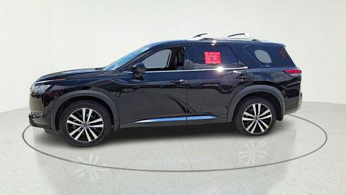 Super Black 2024 Nissan Pathfinder Platinum 4WD