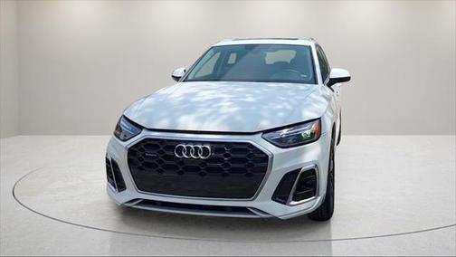 2024 Audi Q5 45 S line Premium Plus