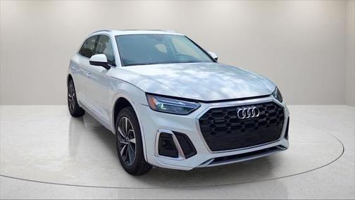 2024 Audi Q5 45 S line Premium Plus