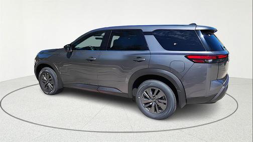2025 Nissan Pathfinder S FWD