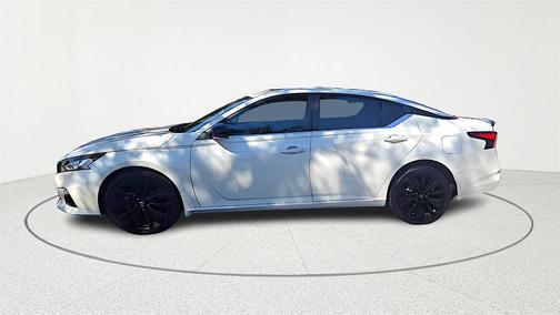 2022 Nissan Altima SR Intelligent AWD