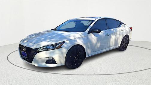 2022 Nissan Altima SR Intelligent AWD