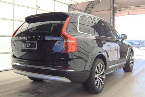 2022 Volvo XC90 T6 Inscription