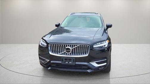 2022 Volvo XC90 T6 Inscription