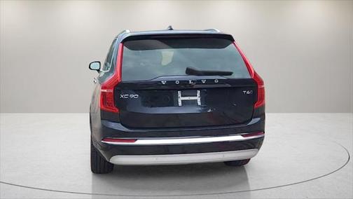 2022 Volvo XC90 T6 Inscription