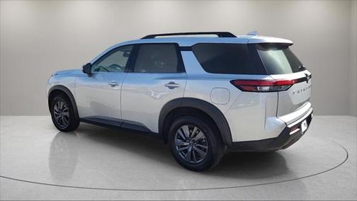 2023 Nissan Pathfinder SV FWD
