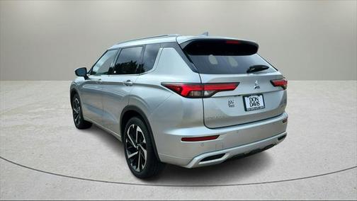 2023 Mitsubishi Outlander SEL 2.5 2WD