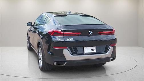 2022 BMW X6 xDrive40i