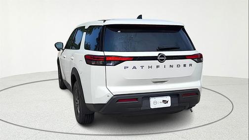 2025 Nissan Pathfinder S 4WD