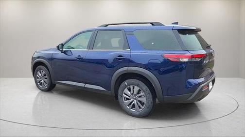 2025 Nissan Pathfinder SV FWD