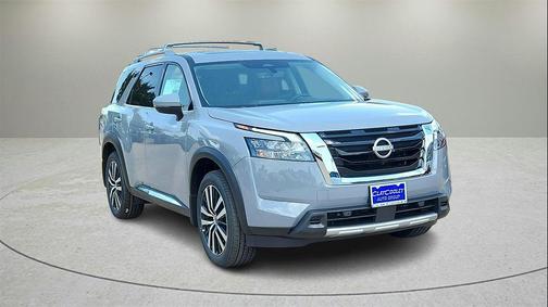 2025 Nissan Pathfinder Platinum FWD