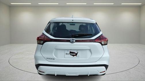 2021 Nissan Kicks S
