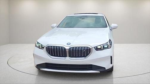2024 BMW i5 eDrive40