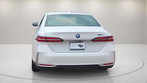 2024 BMW i5 eDrive40