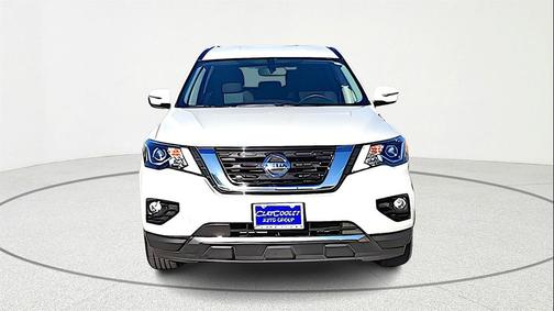 2017 Nissan Pathfinder SV