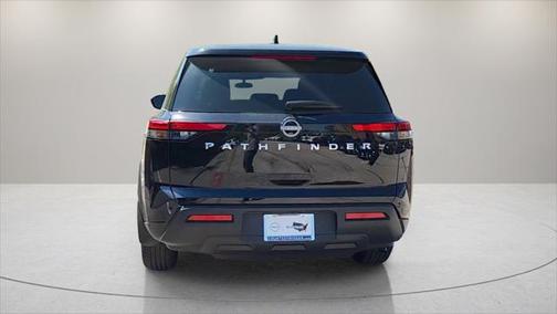 2025 Nissan Pathfinder S FWD