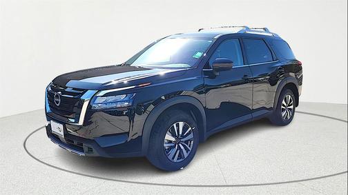 2025 Nissan Pathfinder SL FWD