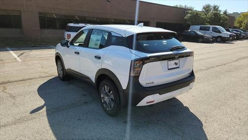 2025 Nissan Kicks S